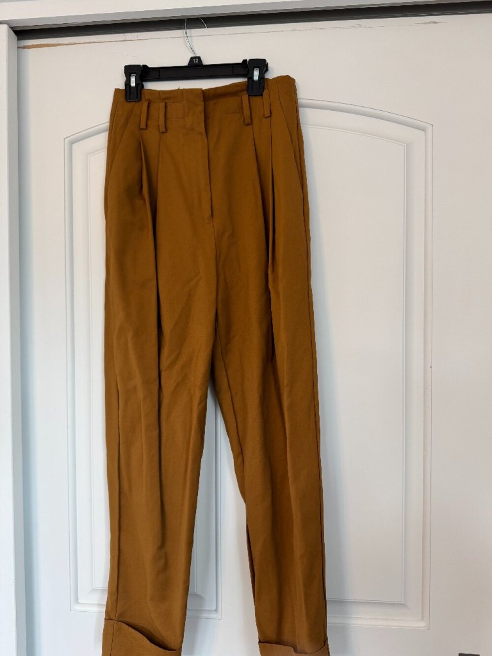 Elizabeth and James Women's High Rise Tapered Dress Pants Size 6